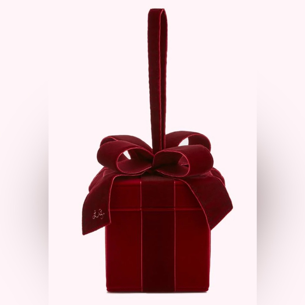 NWT! Lulu Guinness Rosewood Velvet Present 🎁 Clutch